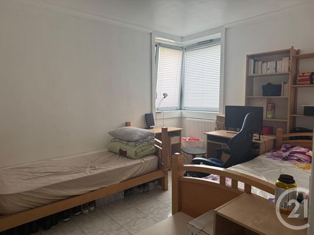 Appartement F4 à vendre - 4 pièces - 85.24 m2 - PARIS - 75019 - ILE-DE-FRANCE - Century 21 Flandre Crimée