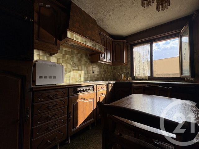 Appartement F4 à vendre - 4 pièces - 80.41 m2 - PARIS - 75019 - ILE-DE-FRANCE - Century 21 Flandre Crimée