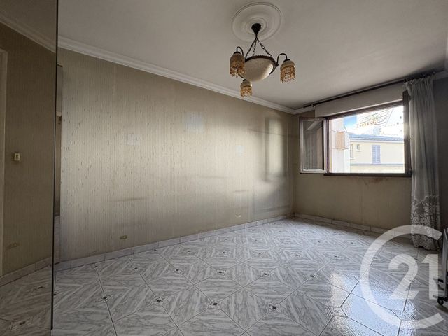 Appartement F4 à vendre - 4 pièces - 80.41 m2 - PARIS - 75019 - ILE-DE-FRANCE - Century 21 Flandre Crimée