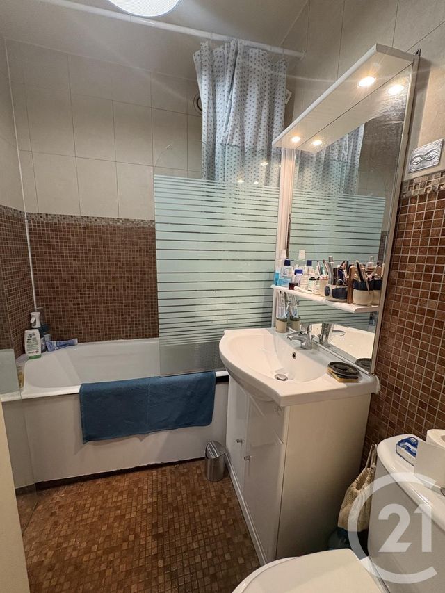 Appartement F1 à vendre - 1 pièce - 26.02 m2 - PARIS - 75019 - ILE-DE-FRANCE - Century 21 Flandre Crimée