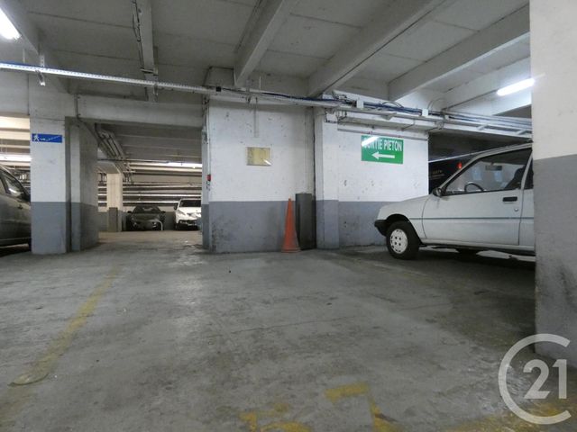 parking - PARIS - 75019