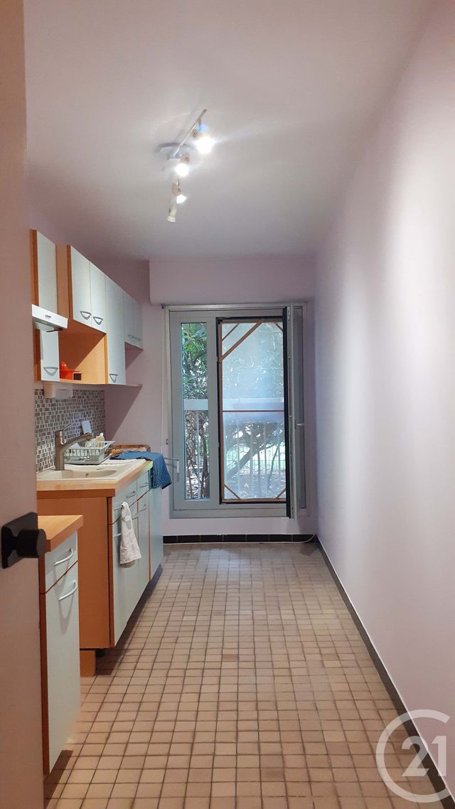 Appartement F2 à vendre - 2 pièces - 58.39 m2 - PARIS - 75019 - ILE-DE-FRANCE - Century 21 Flandre Crimée