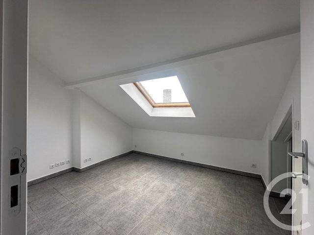 Appartement F2 à vendre - 2 pièces - 26.1 m2 - PANTIN - 93 - ILE-DE-FRANCE - Century 21 Flandre Crimée