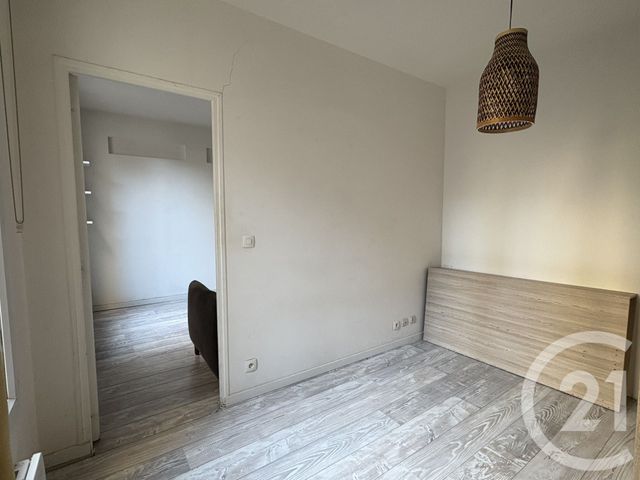 Appartement F2 à vendre - 2 pièces - 29.39 m2 - PARIS - 75019 - ILE-DE-FRANCE - Century 21 Flandre Crimée