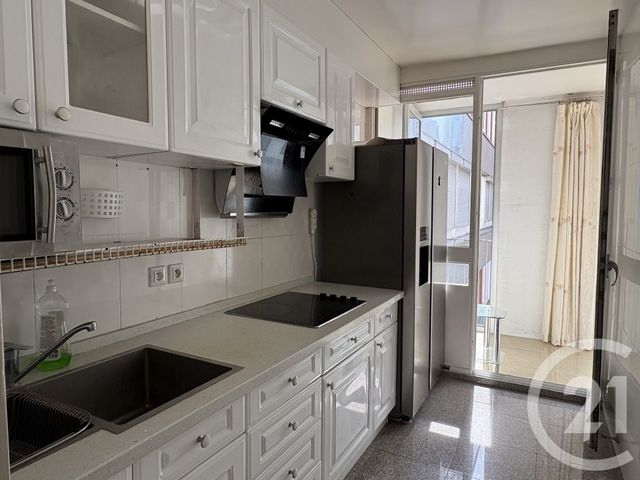 Appartement F3 à vendre - 3 pièces - 62.86 m2 - PARIS - 75019 - ILE-DE-FRANCE - Century 21 Flandre Crimée