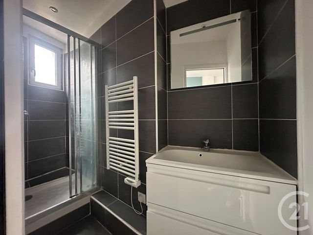 Appartement F2 à vendre - 2 pièces - 35.47 m2 - PARIS - 75019 - ILE-DE-FRANCE - Century 21 Flandre Crimée