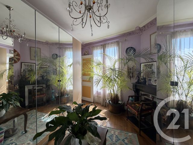 Appartement F6 à vendre - 6 pièces - 108.89 m2 - PARIS - 75019 - ILE-DE-FRANCE - Century 21 Flandre Crimée