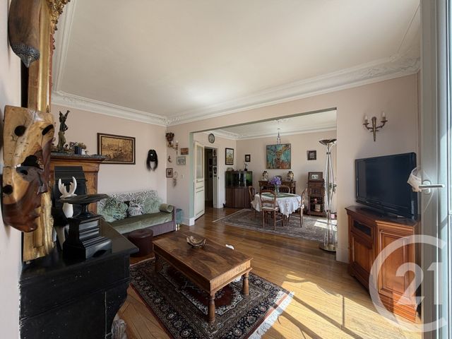 Appartement F6 à vendre - 6 pièces - 108.89 m2 - PARIS - 75019 - ILE-DE-FRANCE - Century 21 Flandre Crimée