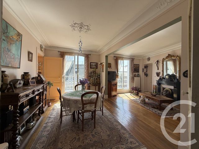 Appartement F6 à vendre - 6 pièces - 108.89 m2 - PARIS - 75019 - ILE-DE-FRANCE - Century 21 Flandre Crimée