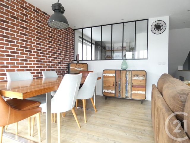 Appartement F3 à louer - 3 pièces - 70.39 m2 - PARIS - 75019 - ILE-DE-FRANCE - Century 21 Flandre Crimée