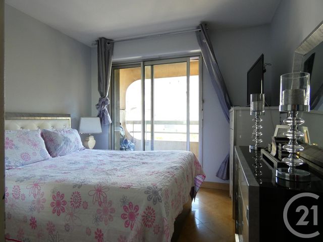 Appartement F3 à vendre - 3 pièces - 71.08 m2 - PARIS - 75019 - ILE-DE-FRANCE - Century 21 Flandre Crimée