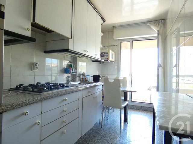 Appartement F3 à vendre - 3 pièces - 71.08 m2 - PARIS - 75019 - ILE-DE-FRANCE - Century 21 Flandre Crimée