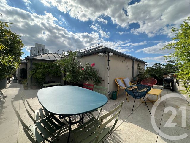 Appartement F5 à vendre - 5 pièces - 126.53 m2 - PARIS - 75019 - ILE-DE-FRANCE - Century 21 Flandre Crimée