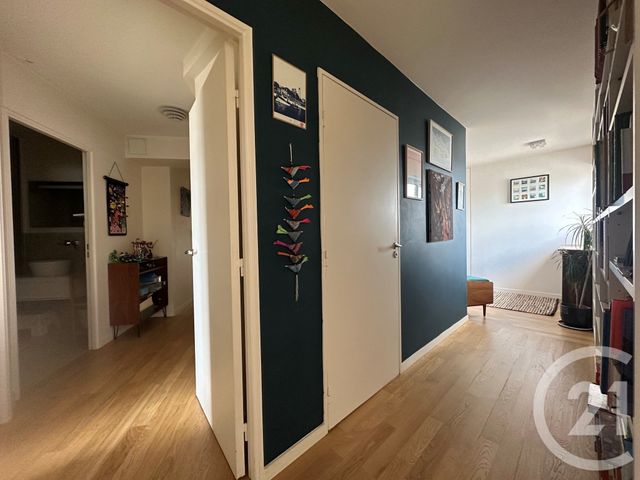 Appartement F5 à vendre - 5 pièces - 126.53 m2 - PARIS - 75019 - ILE-DE-FRANCE - Century 21 Flandre Crimée