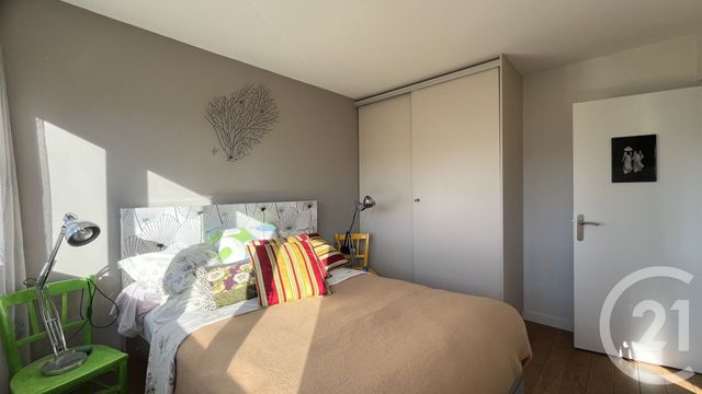 Appartement F2 à vendre - 2 pièces - 43.98 m2 - PARIS - 75019 - ILE-DE-FRANCE - Century 21 Flandre Crimée