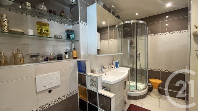 Appartement F2 à vendre - 2 pièces - 43.98 m2 - PARIS - 75019 - ILE-DE-FRANCE - Century 21 Flandre Crimée