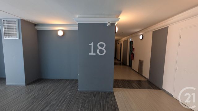 Appartement F3 à vendre - 3 pièces - 64.14 m2 - PARIS - 75018 - ILE-DE-FRANCE - Century 21 Flandre Crimée