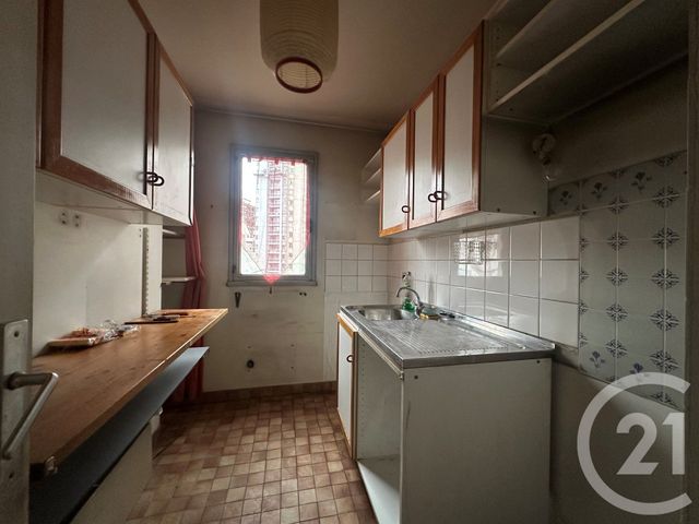 Appartement F2 à vendre - 2 pièces - 50.4 m2 - PARIS - 75019 - ILE-DE-FRANCE - Century 21 Flandre Crimée