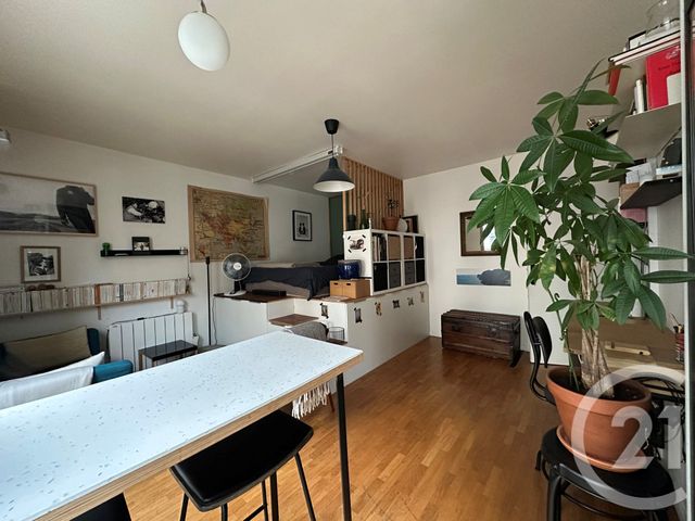 Appartement F1 à vendre - 1 pièce - 29.74 m2 - PARIS - 75018 - ILE-DE-FRANCE - Century 21 Flandre Crimée