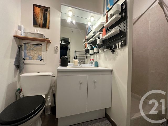 Appartement F1 à vendre - 1 pièce - 29.74 m2 - PARIS - 75018 - ILE-DE-FRANCE - Century 21 Flandre Crimée