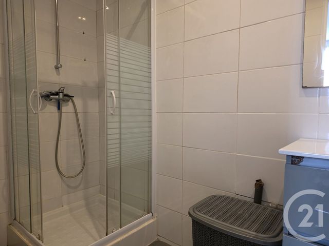Appartement F2 à louer - 2 pièces - 40.4 m2 - PARIS - 75019 - ILE-DE-FRANCE - Century 21 Flandre Crimée