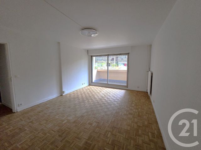 Appartement F2 à louer - 2 pièces - 50.66 m2 - PARIS - 75019 - ILE-DE-FRANCE - Century 21 Flandre Crimée