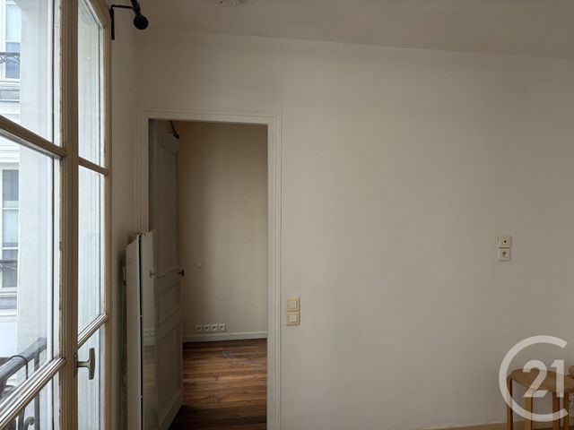Appartement F2 à vendre - 2 pièces - 21.4 m2 - PARIS - 75019 - ILE-DE-FRANCE - Century 21 Flandre Crimée