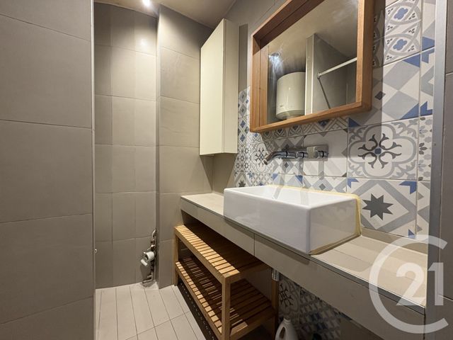 Appartement F2 à vendre - 2 pièces - 21.4 m2 - PARIS - 75019 - ILE-DE-FRANCE - Century 21 Flandre Crimée