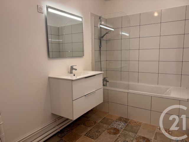 Appartement F2 à vendre - 2 pièces - 49.85 m2 - PARIS - 75019 - ILE-DE-FRANCE - Century 21 Flandre Crimée