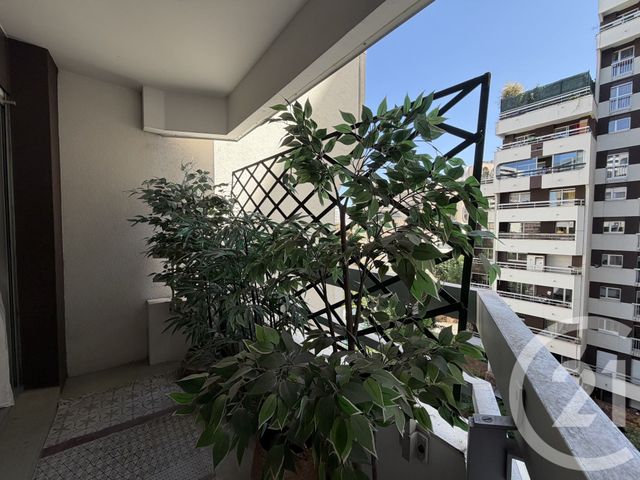 Appartement F3 à vendre - 3 pièces - 69.1 m2 - PARIS - 75019 - ILE-DE-FRANCE - Century 21 Flandre Crimée