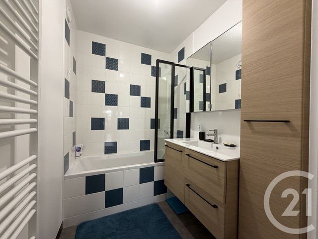 Appartement F3 à vendre - 3 pièces - 69.1 m2 - PARIS - 75019 - ILE-DE-FRANCE - Century 21 Flandre Crimée