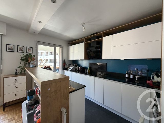 Appartement F3 à vendre - 3 pièces - 69.1 m2 - PARIS - 75019 - ILE-DE-FRANCE - Century 21 Flandre Crimée
