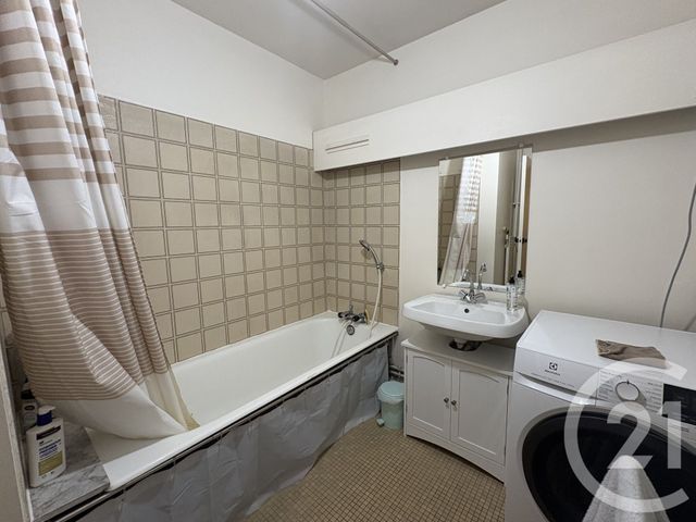 Appartement F2 à vendre - 2 pièces - 50.01 m2 - PARIS - 75019 - ILE-DE-FRANCE - Century 21 Flandre Crimée