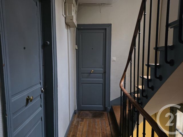 Appartement Studio à louer - 1 pièce - 28.67 m2 - PARIS - 75019 - ILE-DE-FRANCE - Century 21 Flandre Crimée