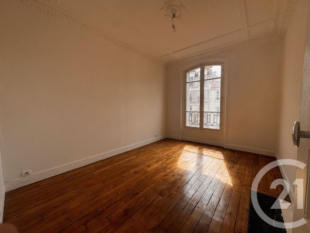 Appartement F2 à vendre - 2 pièces - 39.8 m2 - PARIS - 75019 - ILE-DE-FRANCE - Century 21 Flandre Crimée