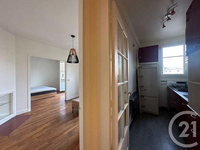Appartement F2 à vendre - 2 pièces - 42.02 m2 - PARIS - 75019 - ILE-DE-FRANCE - Century 21 Flandre Crimée