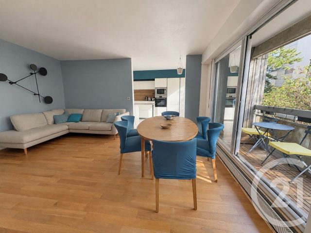 Appartement F4 à vendre - 4 pièces - 87.0 m2 - PARIS - 75019 - ILE-DE-FRANCE - Century 21 Flandre Crimée
