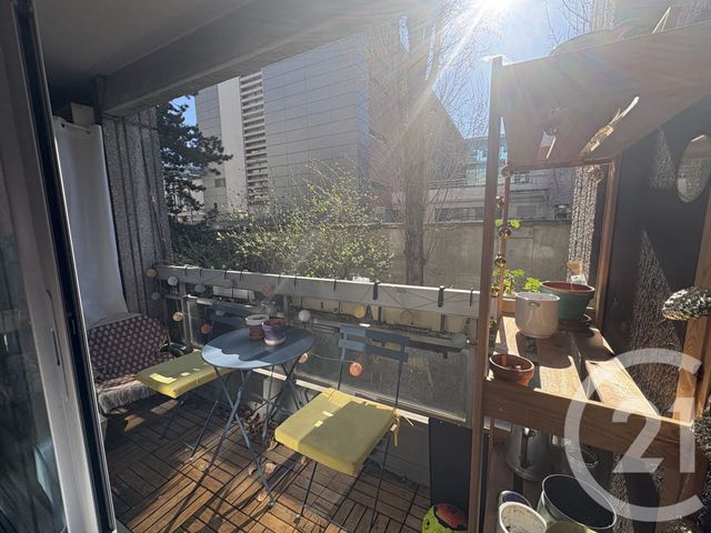 Appartement F4 à vendre - 4 pièces - 87.0 m2 - PARIS - 75019 - ILE-DE-FRANCE - Century 21 Flandre Crimée