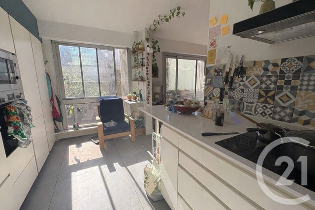 Appartement F4 à vendre - 4 pièces - 87.0 m2 - PARIS - 75019 - ILE-DE-FRANCE - Century 21 Flandre Crimée