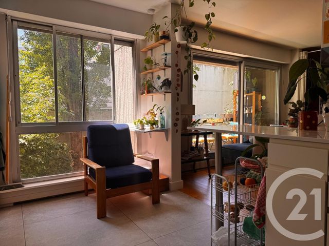 Appartement F4 à vendre - 4 pièces - 87.0 m2 - PARIS - 75019 - ILE-DE-FRANCE - Century 21 Flandre Crimée