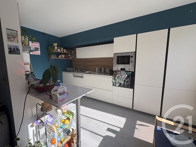 Appartement F4 à vendre - 4 pièces - 87.0 m2 - PARIS - 75019 - ILE-DE-FRANCE - Century 21 Flandre Crimée