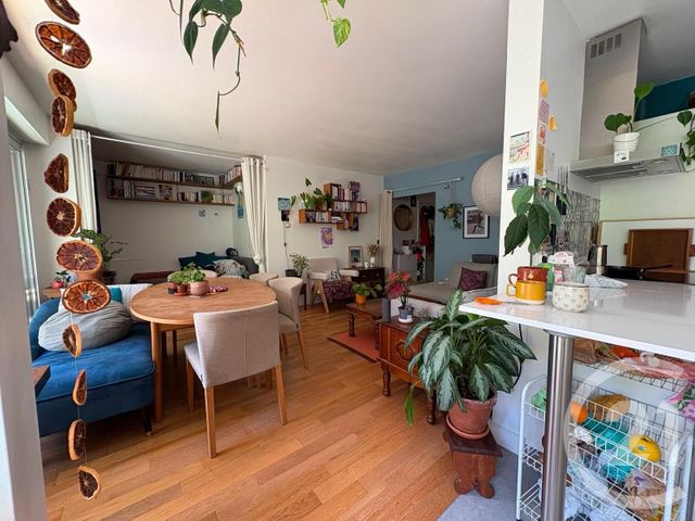 Appartement F4 à vendre - 4 pièces - 87.0 m2 - PARIS - 75019 - ILE-DE-FRANCE - Century 21 Flandre Crimée