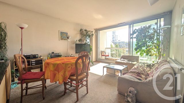 Appartement F4 à vendre - 4 pièces - 85.14 m2 - PARIS - 75019 - ILE-DE-FRANCE - Century 21 Flandre Crimée