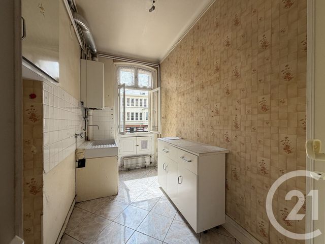 Appartement F2 à vendre - 2 pièces - 43.7 m2 - PARIS - 75019 - ILE-DE-FRANCE - Century 21 Flandre Crimée
