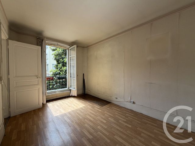 Appartement F2 à vendre - 2 pièces - 43.7 m2 - PARIS - 75019 - ILE-DE-FRANCE - Century 21 Flandre Crimée