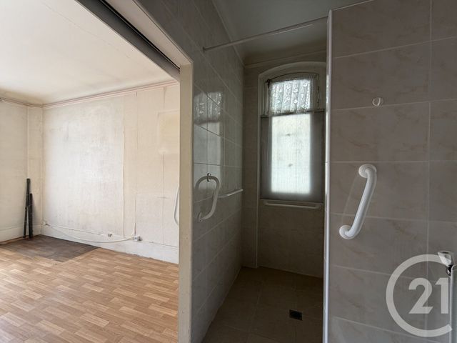 Appartement F2 à vendre - 2 pièces - 43.7 m2 - PARIS - 75019 - ILE-DE-FRANCE - Century 21 Flandre Crimée