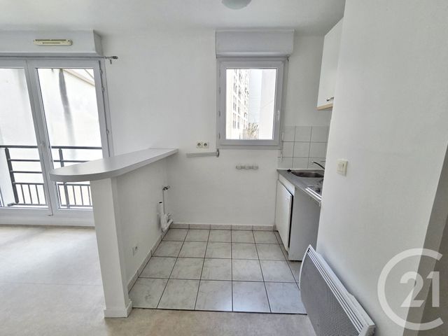 Appartement Studio à louer - 1 pièce - 23.76 m2 - PARIS - 75019 - ILE-DE-FRANCE - Century 21 Flandre Crimée