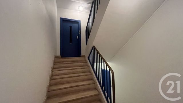 Appartement F2 à vendre - 2 pièces - 29.87 m2 - PARIS - 75011 - ILE-DE-FRANCE - Century 21 Flandre Crimée
