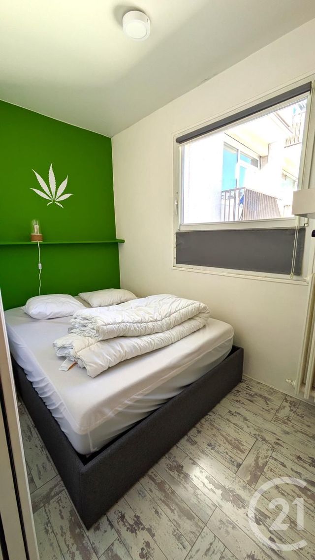 Appartement F2 à vendre - 2 pièces - 29.87 m2 - PARIS - 75011 - ILE-DE-FRANCE - Century 21 Flandre Crimée