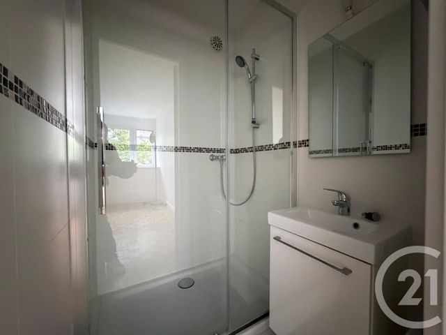 Appartement F4 à vendre - 4 pièces - 86.15 m2 - PARIS - 75019 - ILE-DE-FRANCE - Century 21 Flandre Crimée